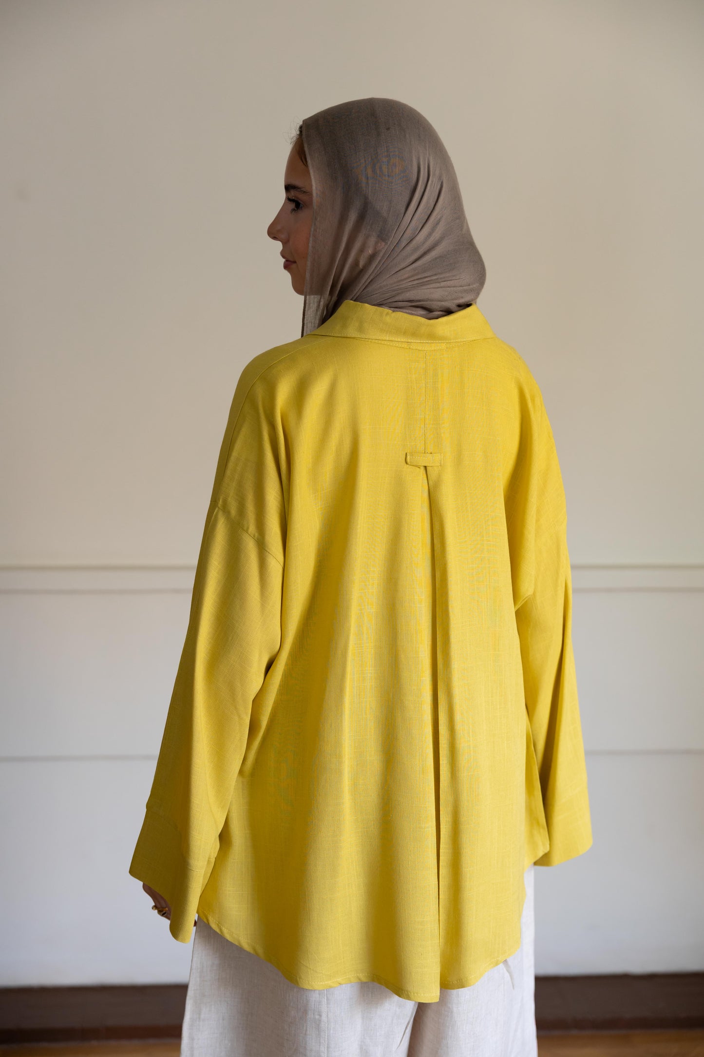 Over size linen shirt