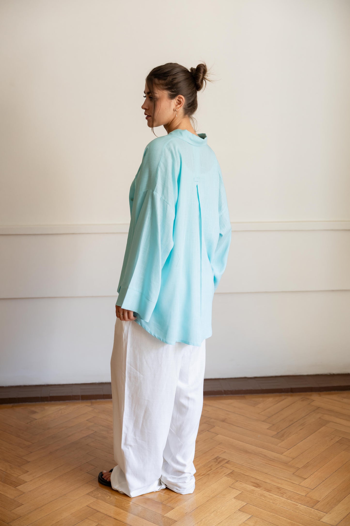 Over size linen shirt