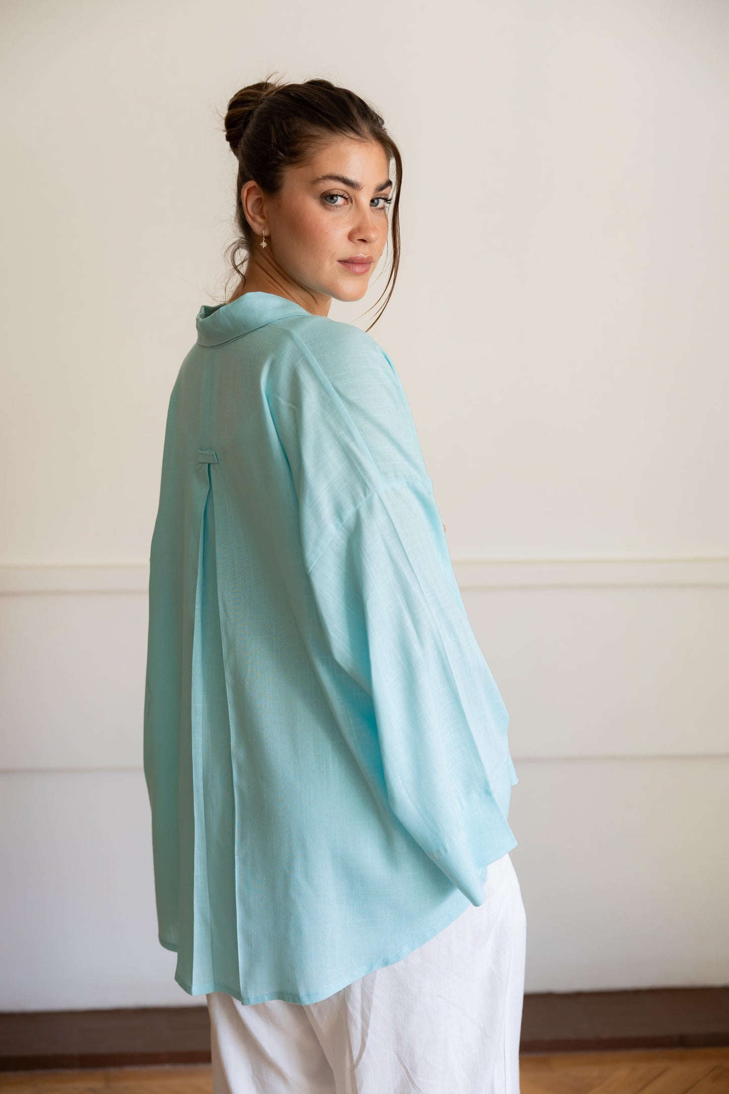 Over size linen shirt